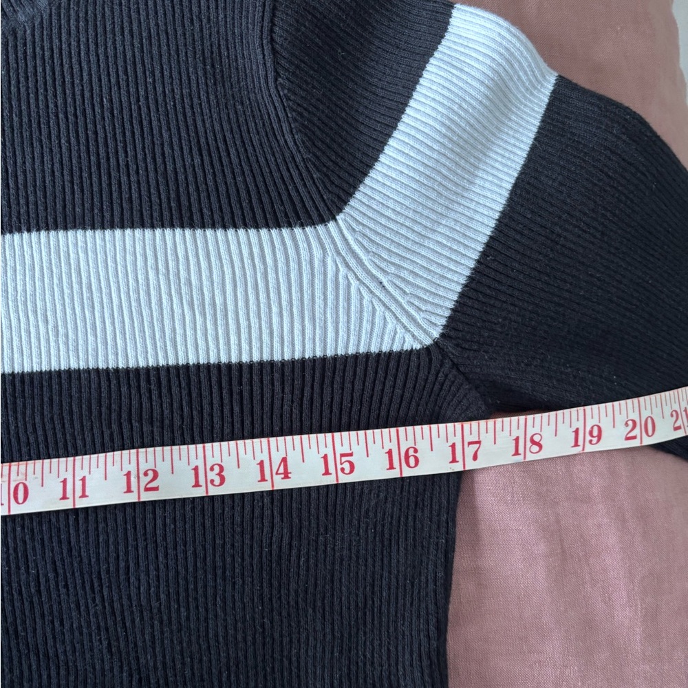 Ralph Lauren Turtleneck Sweater - Picture 6 of 9